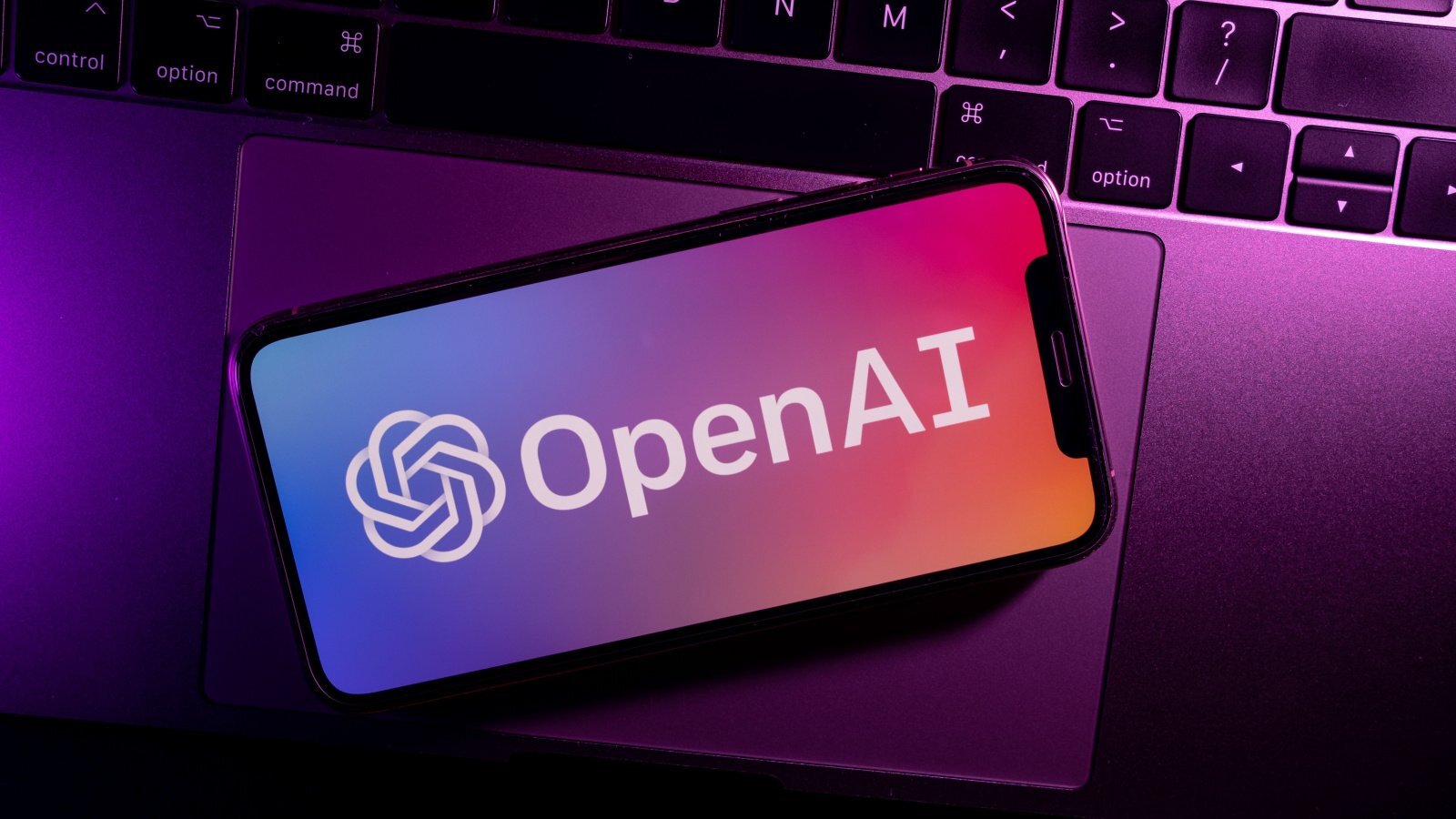 “Revolutionary Innovation: OpenAI’s Text-to-Video Tool Sora Captivates the Internet”